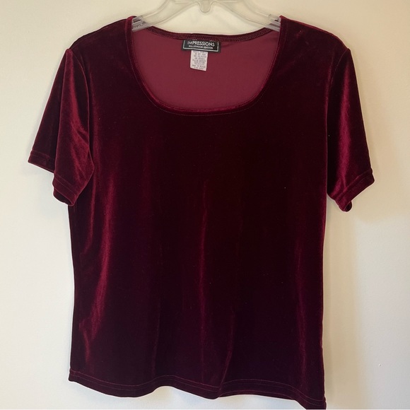 Vintage 80s 90s Impressions Red Velvet Short Sleeve Top - Picture 2 of 5